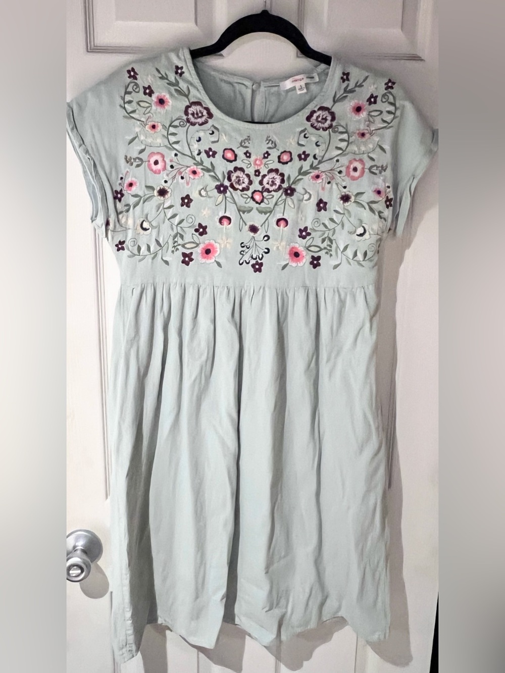 Orage Creek Light Green Embroidered Floral Dress Size Small